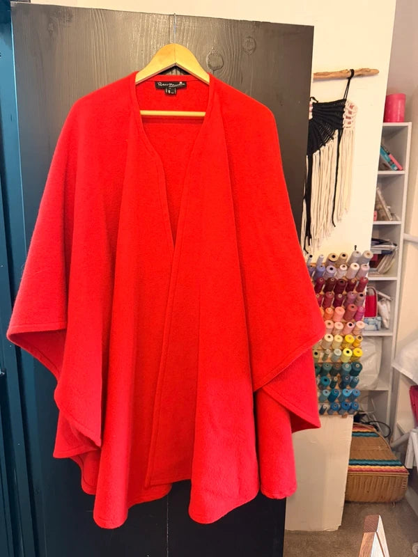 Stunning bright red pure new wool vintage Peter Martin cape