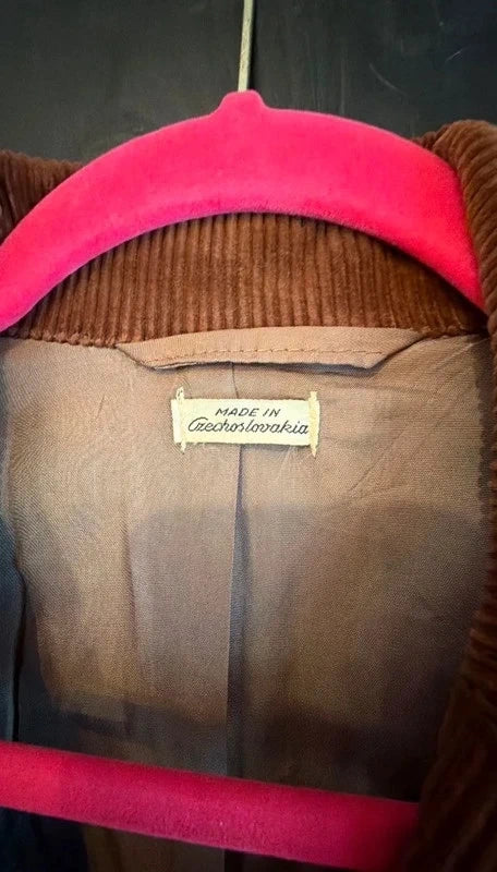 Vintage Czechoslovakian Corduroy brown blazer with detailed button pockets