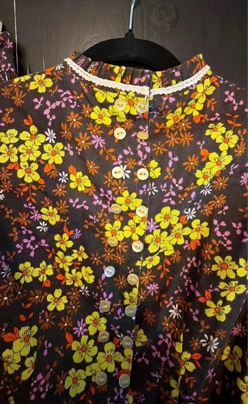 Handmade Floral Button-Up True Vintage 1970s skirt and Top with Ruffle Hem