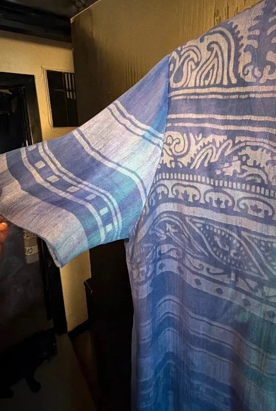 Collectibles by Richard Robert’s blue patterned short sleeve longline shirt dress kimono