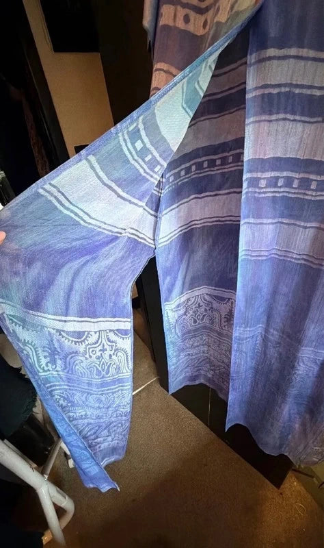 Collectibles by Richard Robert’s blue patterned short sleeve longline shirt dress kimono