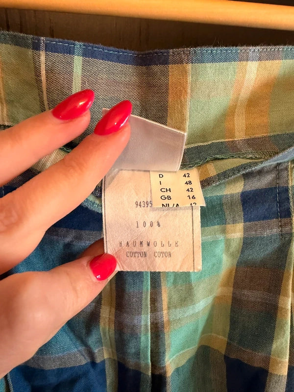 Gorgeous vintage check summer cotton shorts