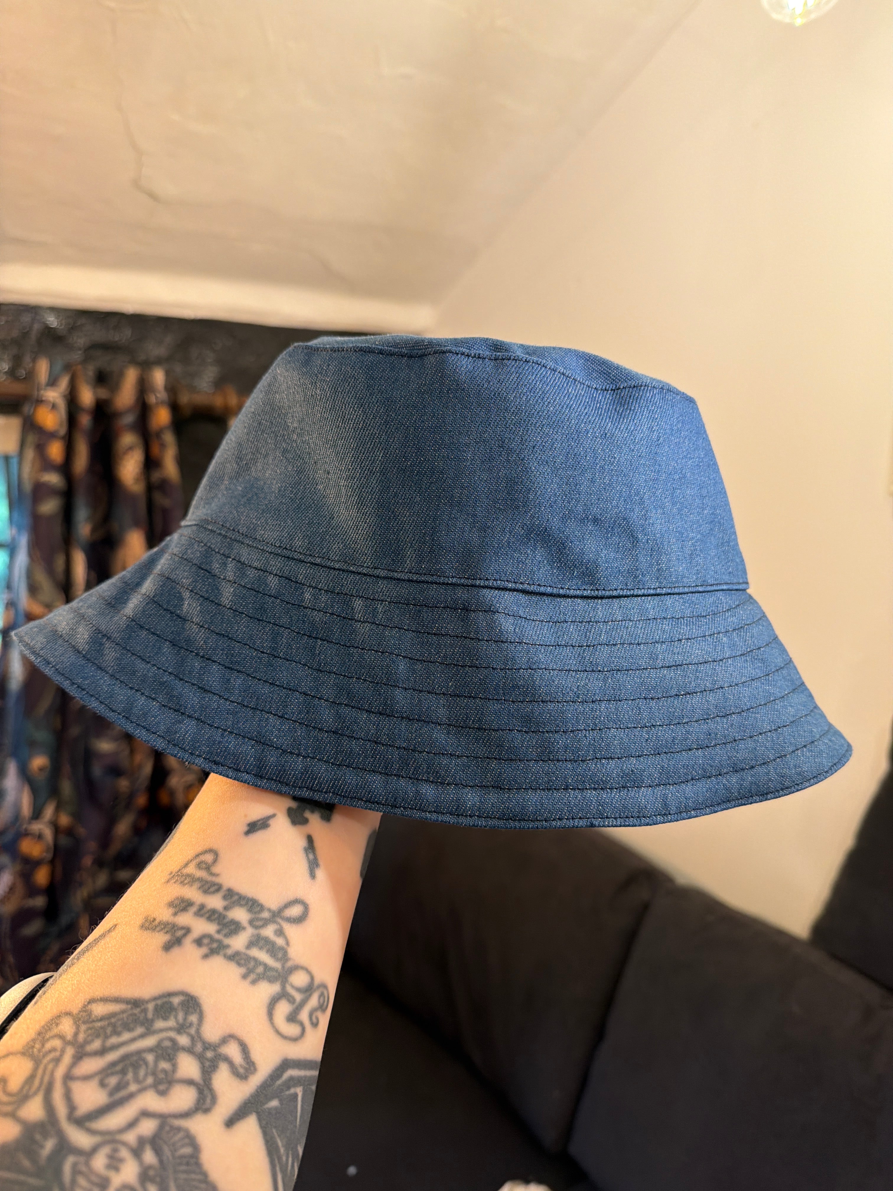 Bucket hat 6 - Large