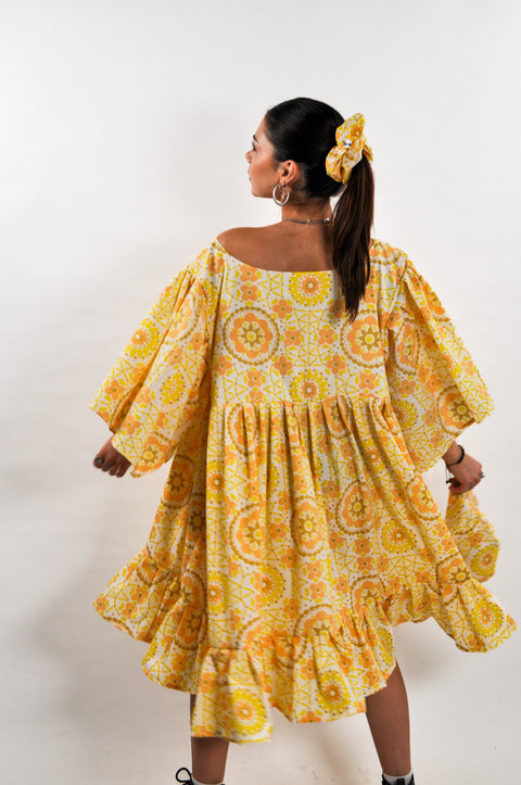 Dorothy Yellow Retro Floral Smock Midi Dress