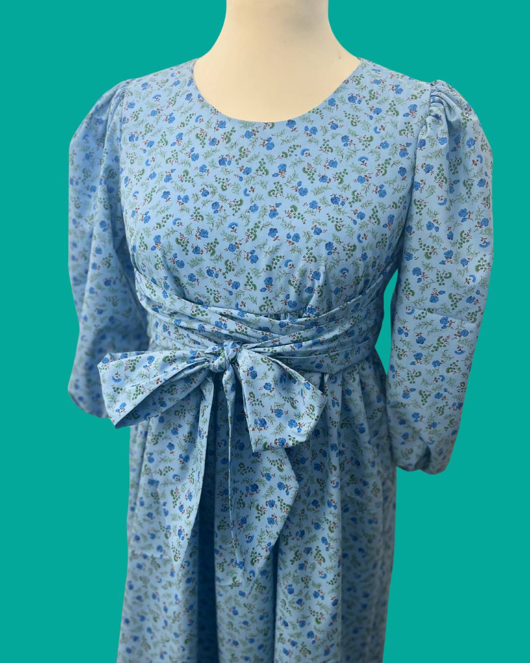 Baby Blue Vintage Ditsy Floral Multi-Way Puff Sleeve Dress - M
