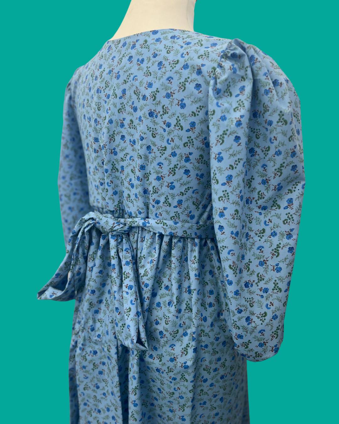 Baby Blue Vintage Ditsy Floral Multi-Way Puff Sleeve Dress - M