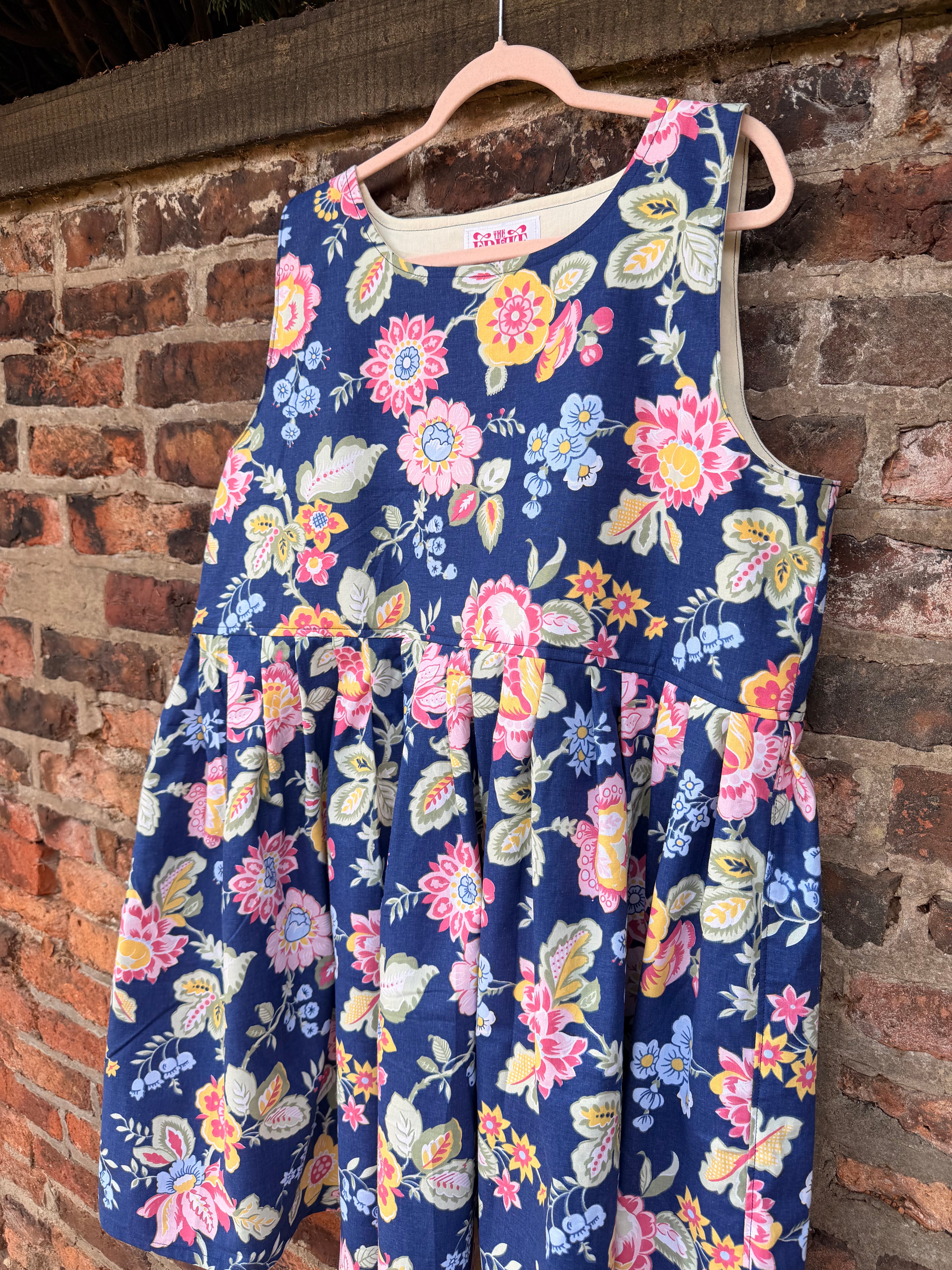 Chloe Sleeveless Smock Dress