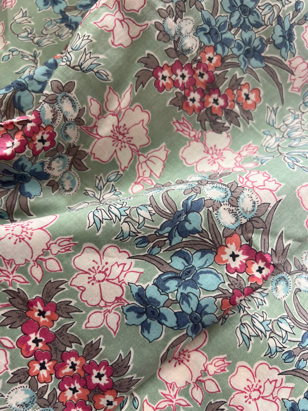 Mint Bunches Pussybow Tie Collar