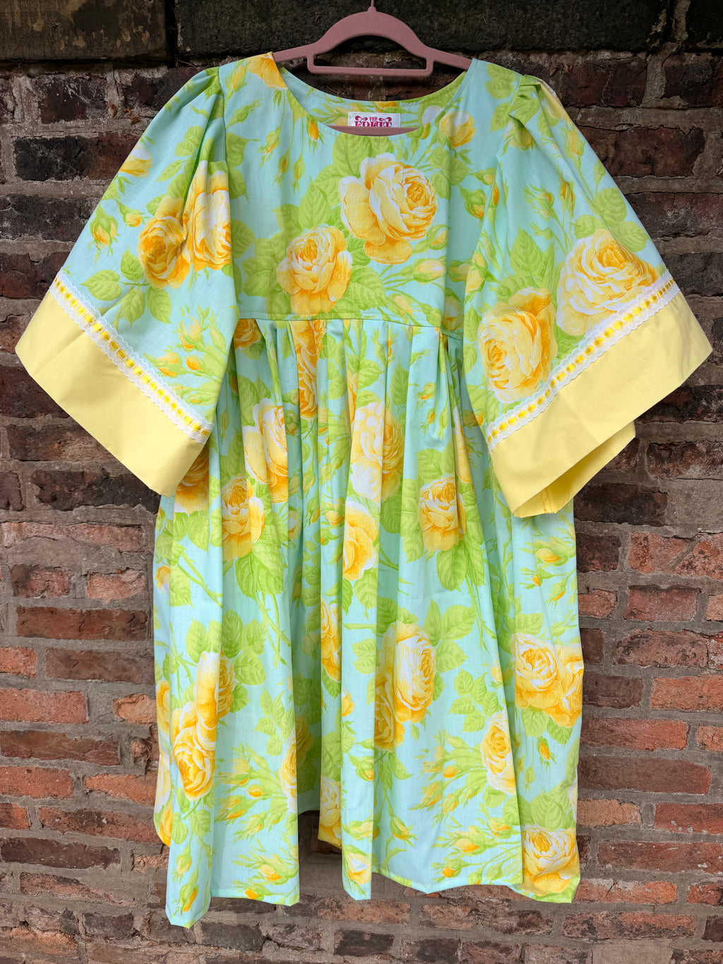 Rosalie Angel Sleeve Midi Dress (UK size 14-20)