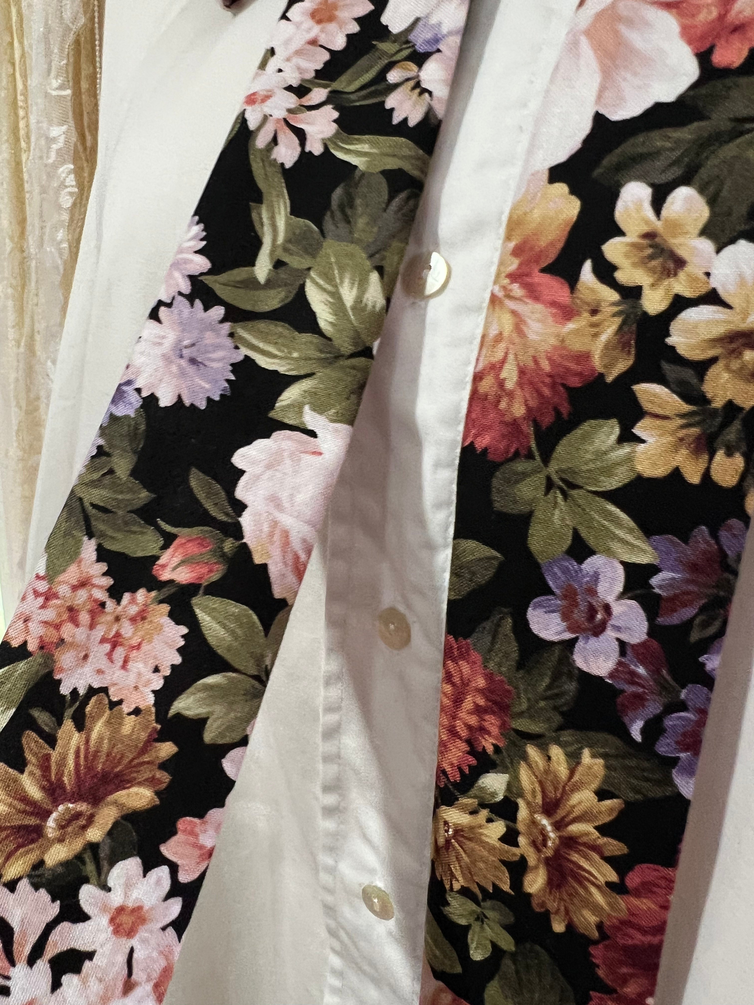 Midnight Floral Pussybow Tie Collar