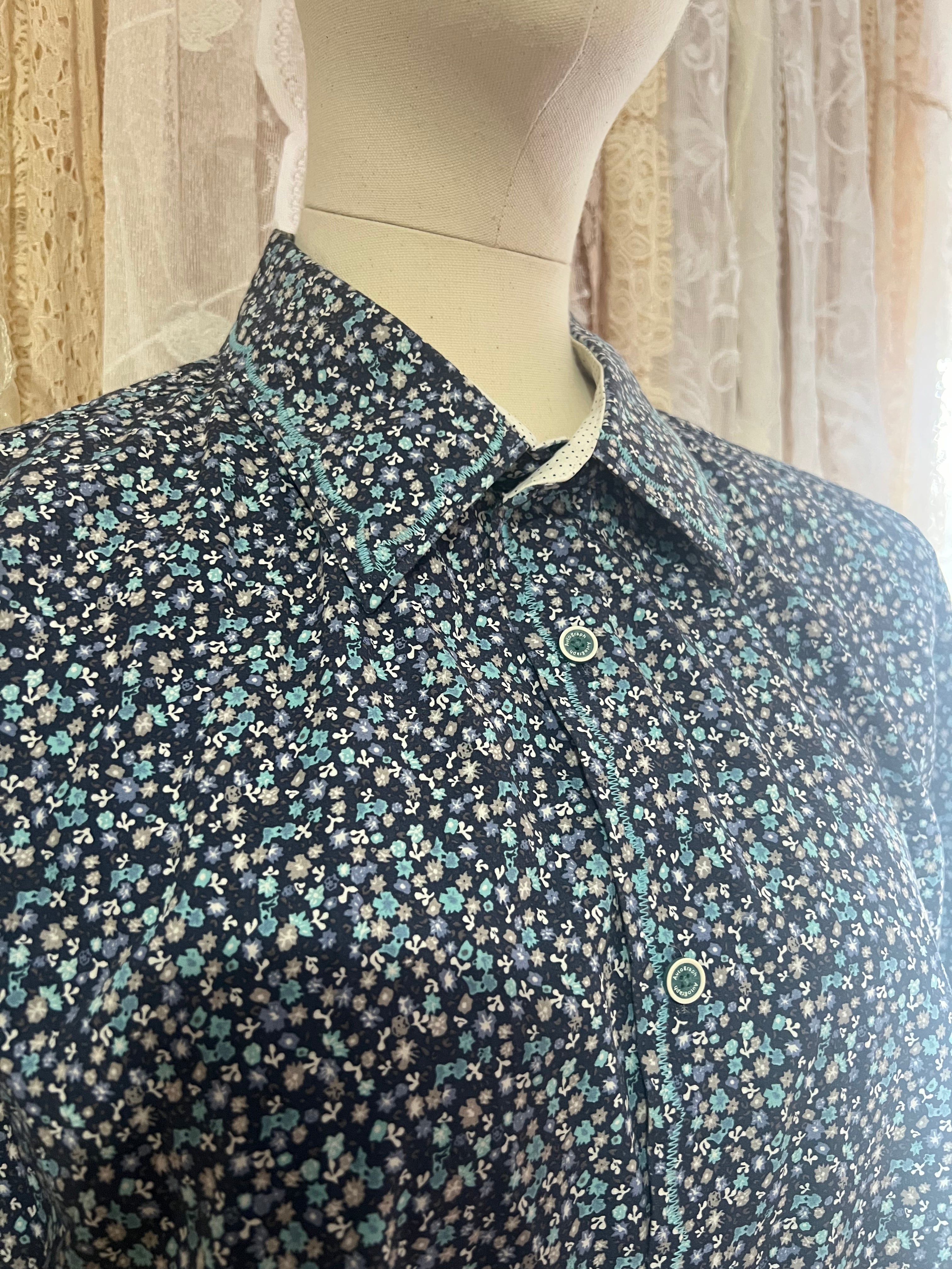 Reworked Embroidered Detail Cropped Blouse in Blue Ditsy Floral - XL