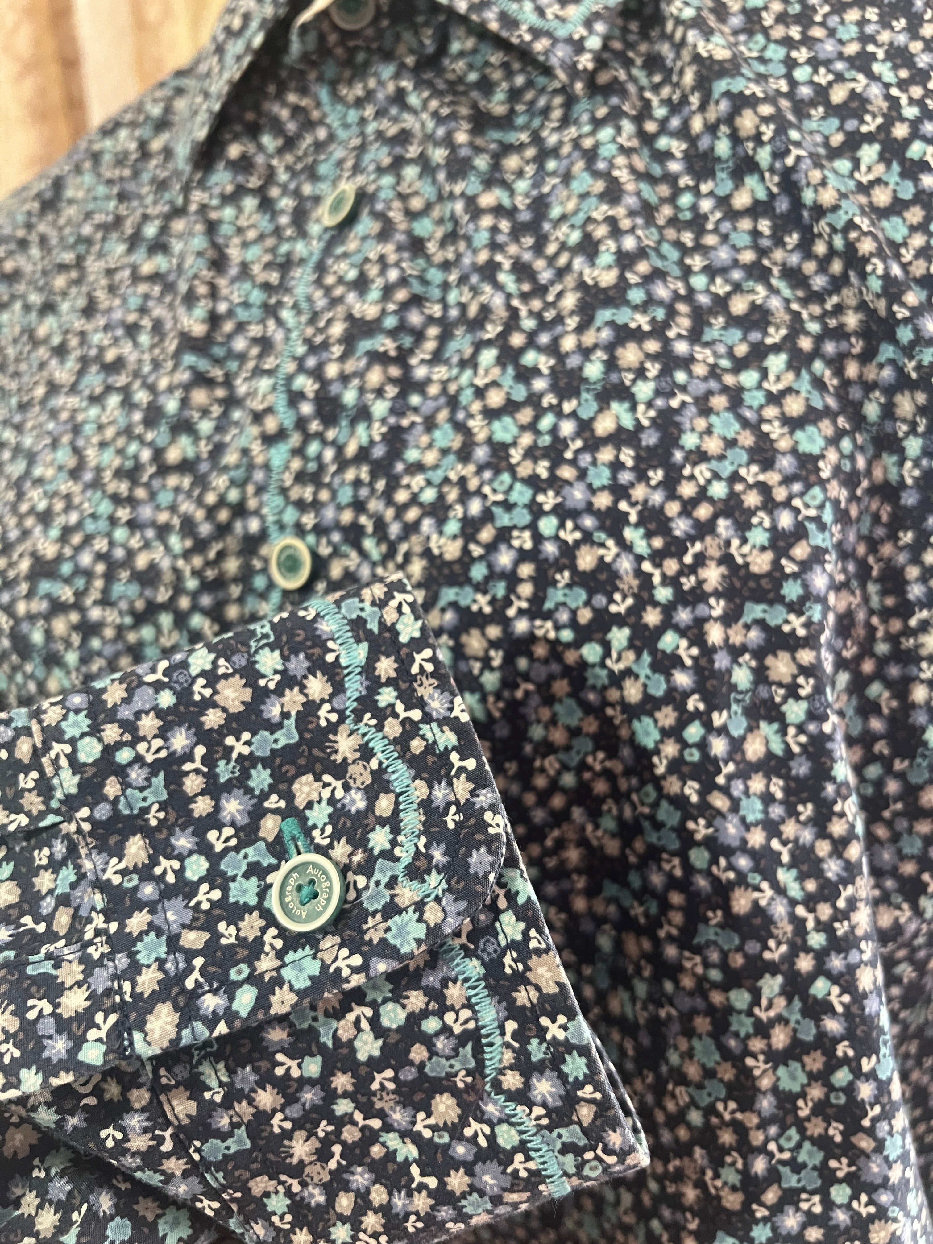 Reworked Embroidered Detail Cropped Blouse in Blue Ditsy Floral - XL