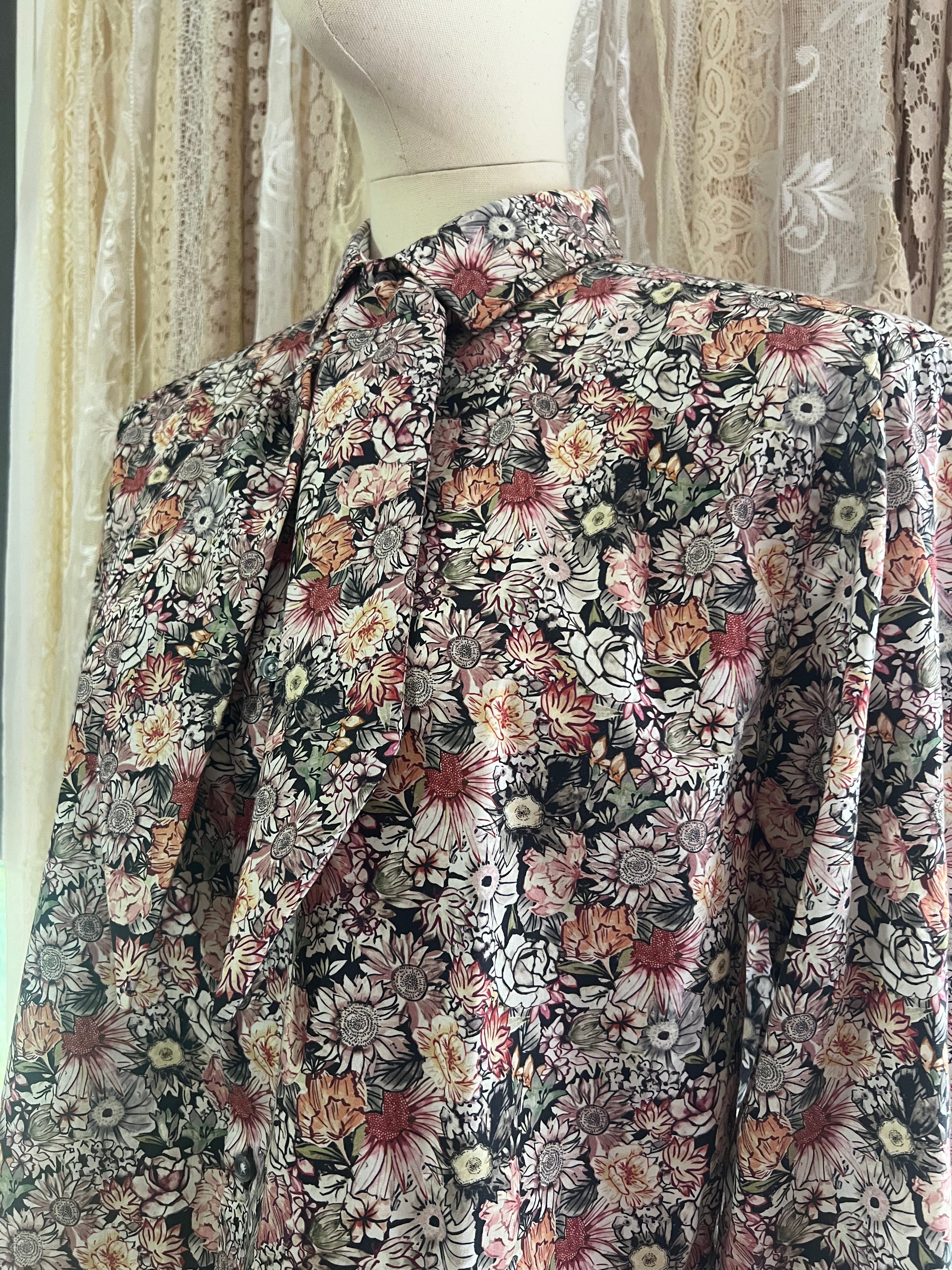 Reworked Tie Collar Cropped Blouse in 70s Floral - XL