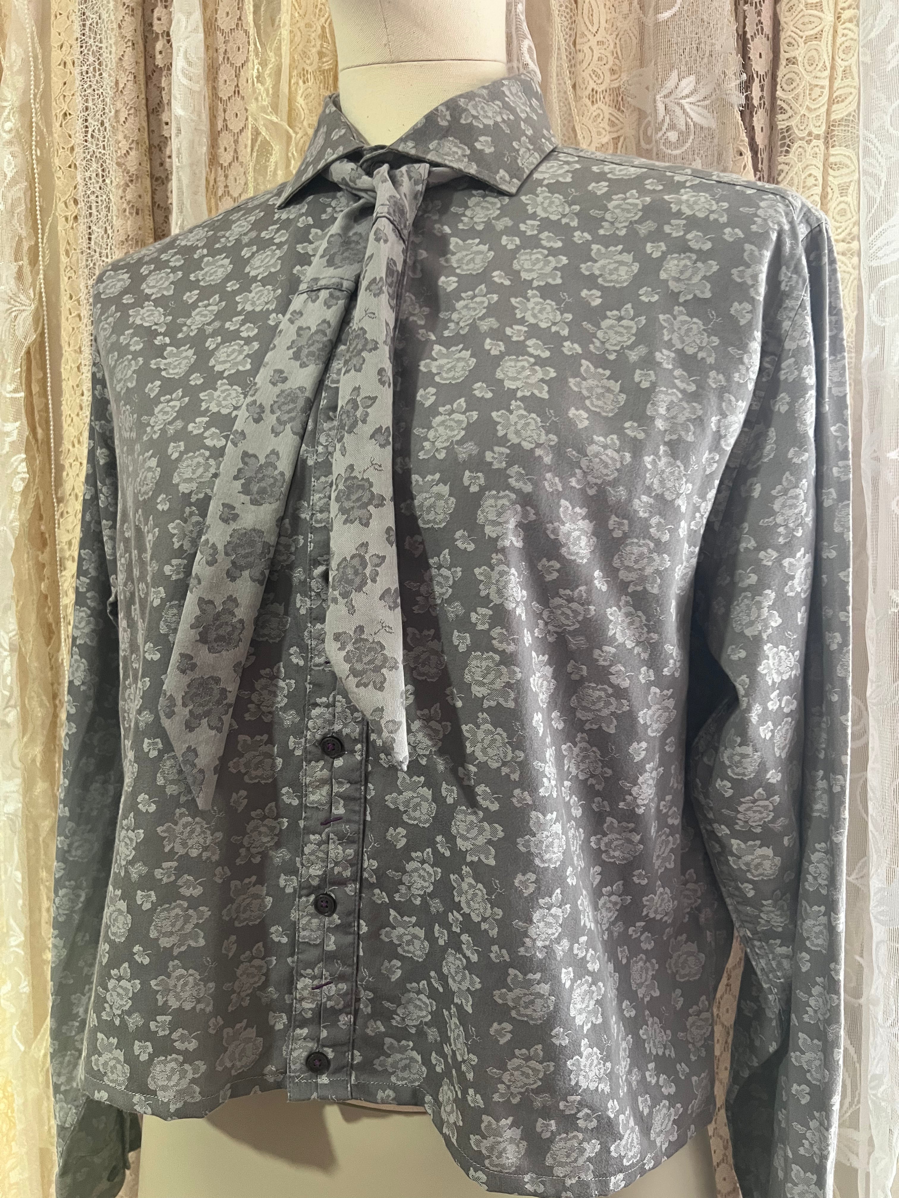 Reworked Tie Collar Cropped Blouse in Silver Rose - XL