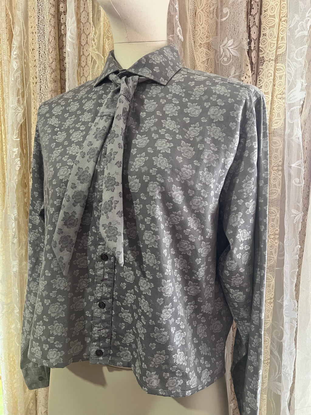 Reworked Tie Collar Cropped Blouse in Silver Rose - XL