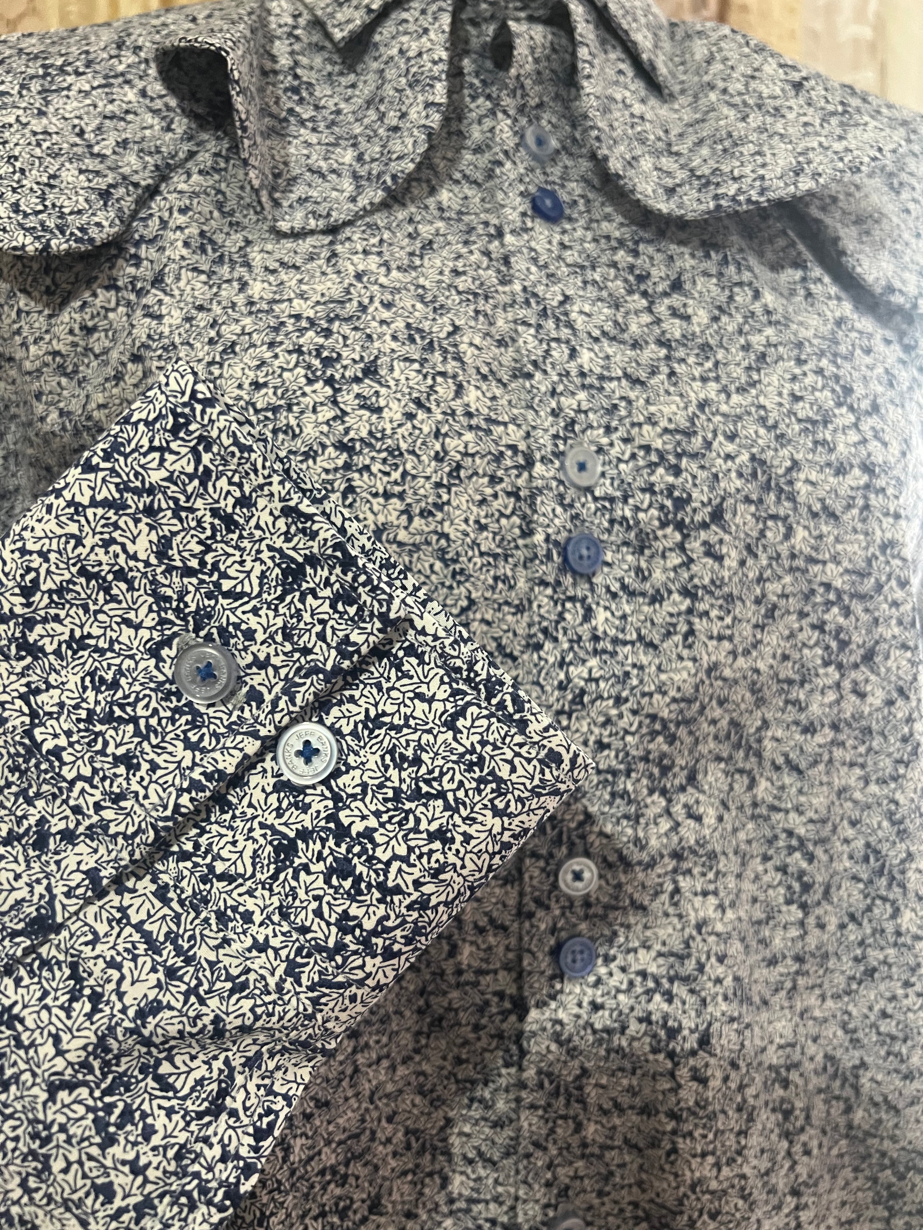 Reworked Wave Collar Cropped Blouse in Navy Leaf - L