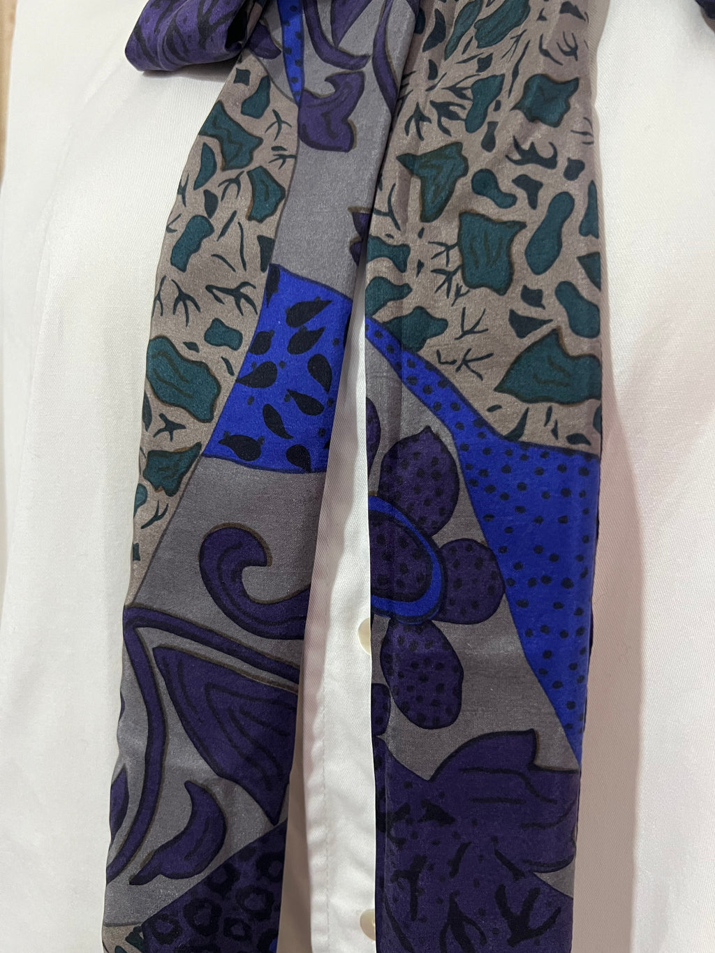 Vintage Patchwork Silk Pussybow Tie Collar