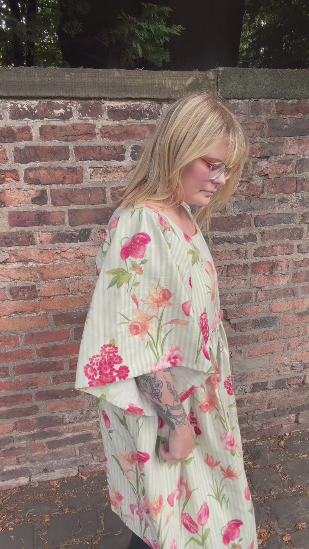 Lynette Angel Sleeve Maxi Dress (UK size 14-20)