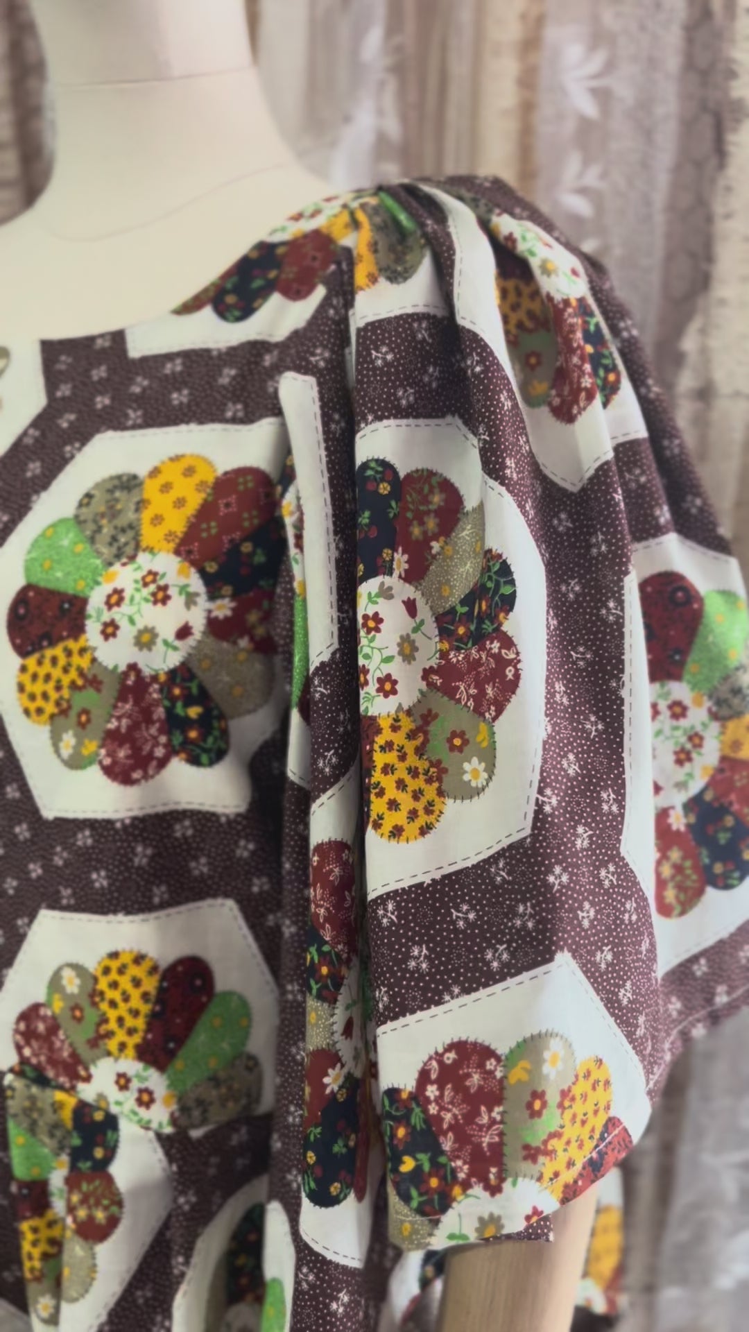 'Elsie' Vintage Hexie Blossom Dress video